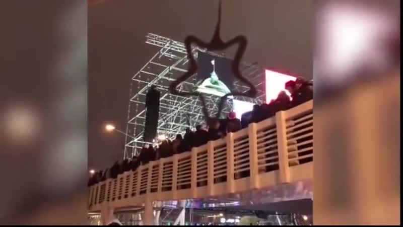 Обрушение моста в парке горького