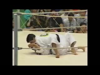 Old school bjj match jean jacques machado vs yuki nakai jiu jitsu superfight 1995 japan