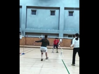 160403 nichkhun played badminton with south korean badminton player @suyoung0922's instagram