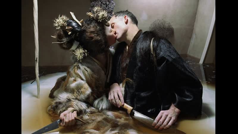 " растворение мира " 2005 / drawing restraint / реж мэттью барни / сюрреализм, фэнтези