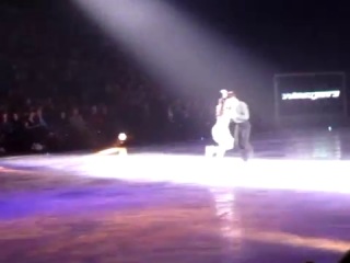 Tessa virtue & scott moir 'i want to hold your hand' (saskatoon 2011)