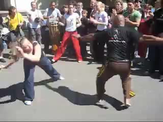 Mundo capoeira rùssia, batizado e troca de cordas 2008 roda de rua