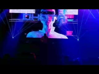 Cyberpunk /ohota/ vj 299 792 458 m/s