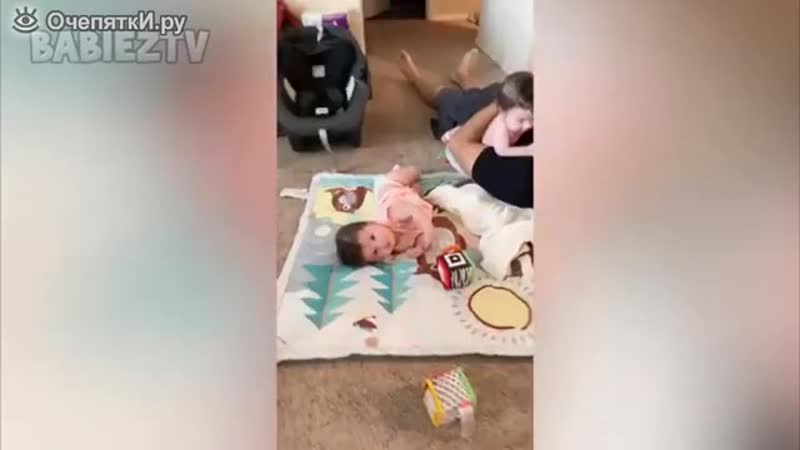 Весёлые двойняшки и тройняшки mp4