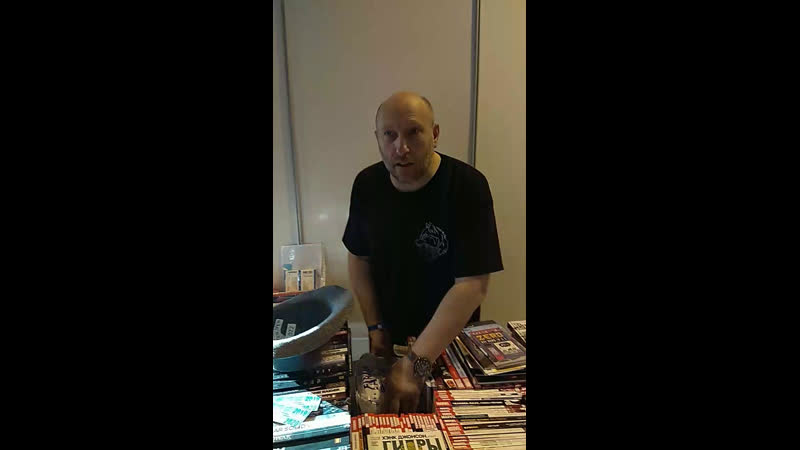 Live книжный дворик у гены (люстэрка лютага)