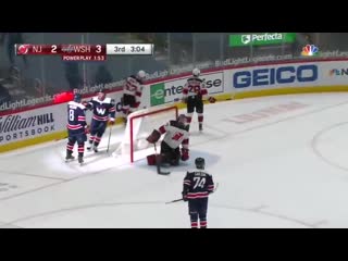 Alex ovechkin puts home the oshie dish on the power play to put the game away for the caps! career goal 712! allcaps