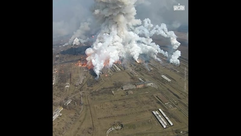 Вибухи на складах боєприпасів під харковом з висоти пташиного польоти