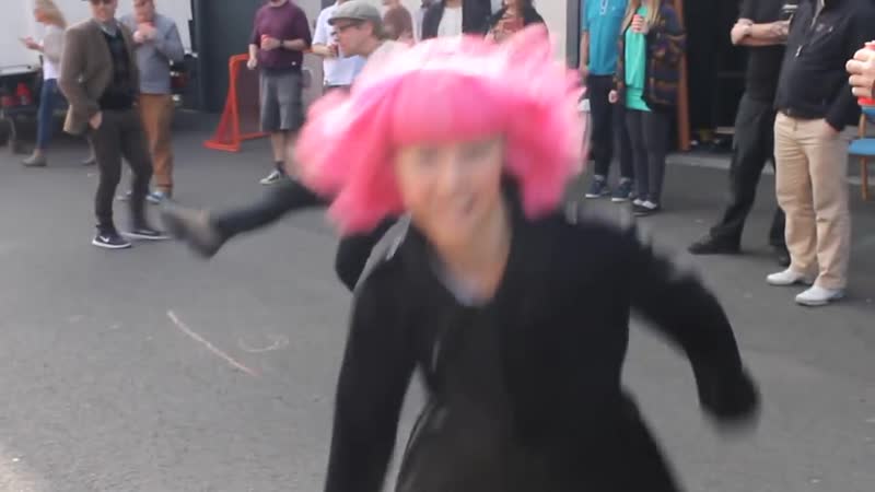 Lazytown chloe lang and magnus scheving lunch break fun!!