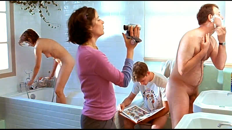 Два лепестка розы / du poil sous les roses / антиамериканский пирог / гадкие утята (2000 жан жюльен шервье, аньес обадья) hd