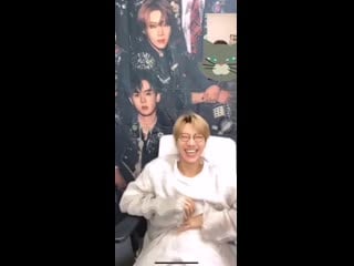 200712 ten was yawning when op showed up on the screen i cant its so funny