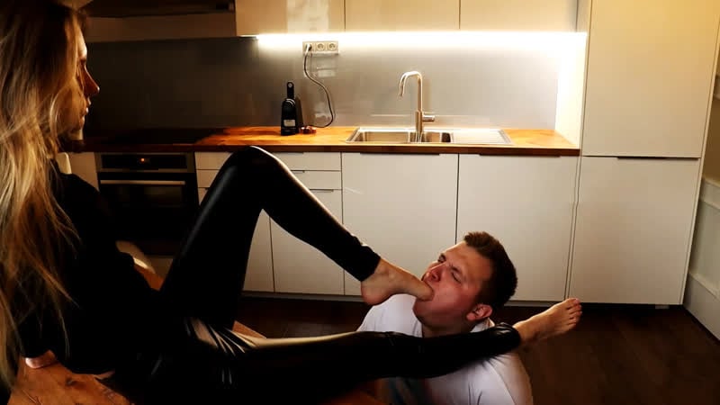 Russian Youthfull Woman Hatch Foot Fetish Feet Deep Gasping Sub Socks Princess