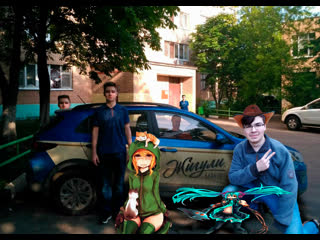 Калоид танцует тиктоник