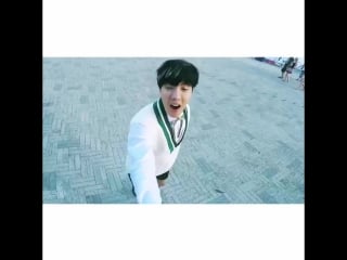 Party porn 😝 +thank you for 30k omg 💖 +sorry for not posting that often i have 0 inspo