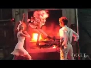 The making of the december 2009 vogue arts issue