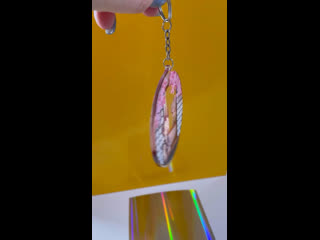 Брелок 3d с объёмным изображением с двух сторон!