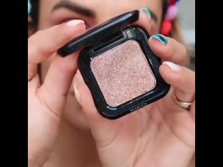 Glitter shower eyeshadow