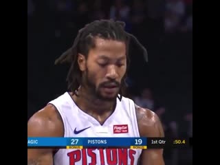 Derrick rose is already getting mvp chants in detroit