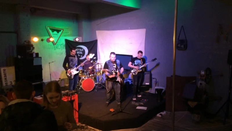 Early porn video – Прямая трансляция бар музей "early times club" aka бар музей "былые времена"