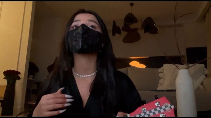 Амина тендерлибае поёт вживую 😍