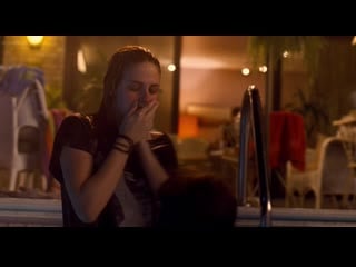 Кристен стюарт (kristen stewart) в фильме "парк культуры и отдыха" (adventureland, 2009) bdrip 1080p голая? бельё!