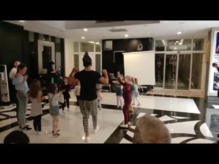 Video 20200213 211117 mp4