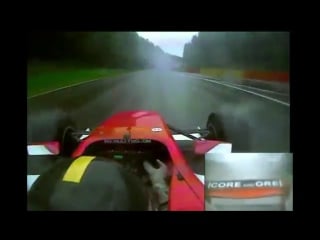 Хорошая реакция пилота болида формулы 1