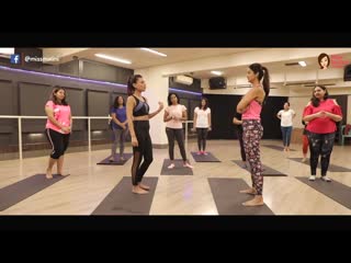 Yoga date with shilpa shetty and malinis girl tribe missmalini