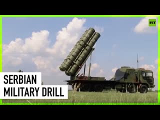 Vucic oversees chinese fk3 aa missile during serbian military exercises