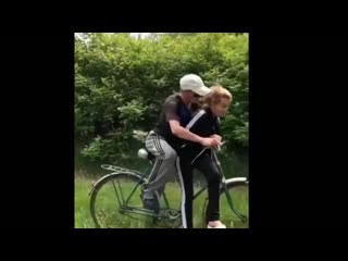 Romantic Video, Watch How To Surprise Your Girlfriend
