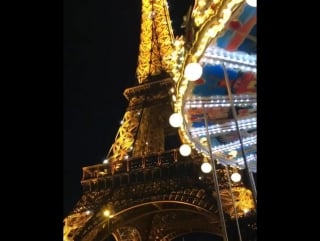 Esse eu vou deixar aqui só pra vcs admirarem mesmo париж 26 06 2017