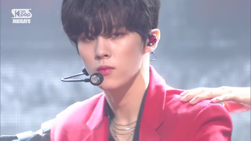 200607 kim wooseok red moon @ inkigayo