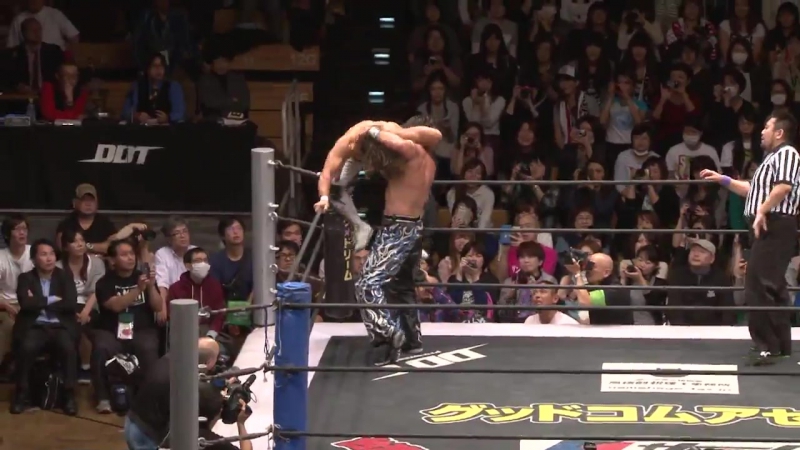 Hiroshi tanahashi &amp; yohei komatsu vs harashima &amp; ken ohka ddt ohkaempire produce muscle mates 2015