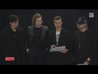 5 seconds of summer talk the new tour luke impersonates ashton