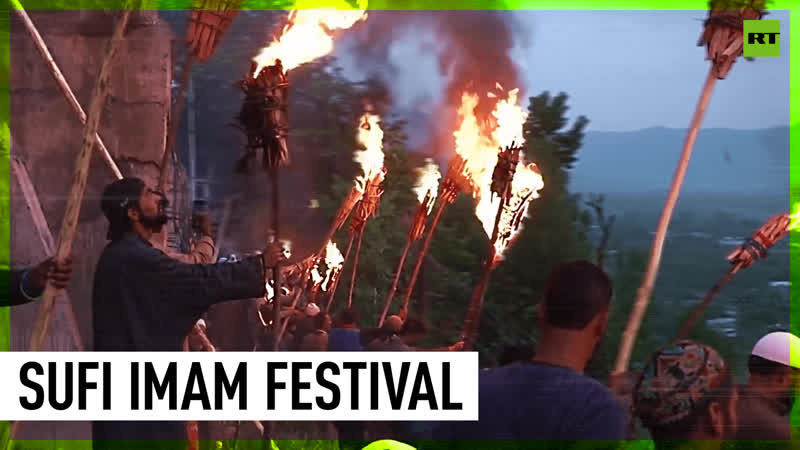Kashmiri muslims celebrate sufi imam with torch light festival