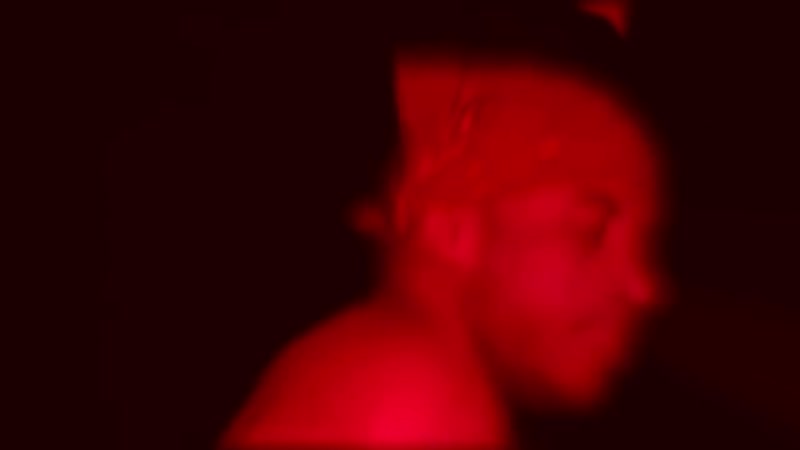 Рикардо милоса вновь атакует ебучий бахамут и пытается овладеть его телом в общественном туалете!