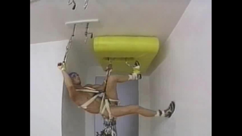 Matthew barney blind perineum (1991)