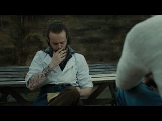 Джои бэйти в сериале «в темноте»