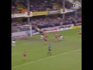 #onthisday in 1994, paul scholes made his #mufc debut did he score a bet