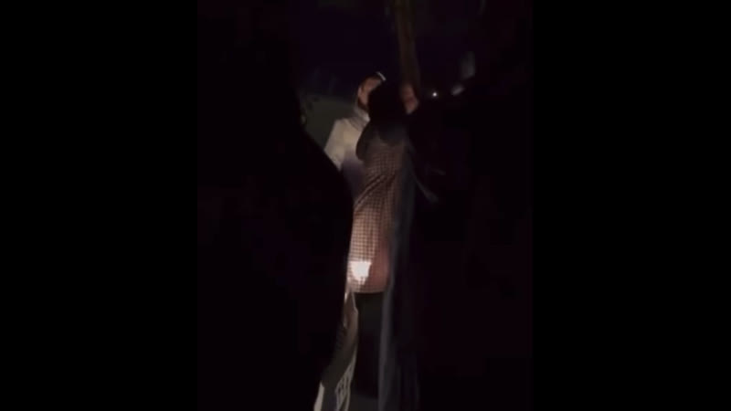 Иранская мать умоляет отпустить её сына из тюрьмы