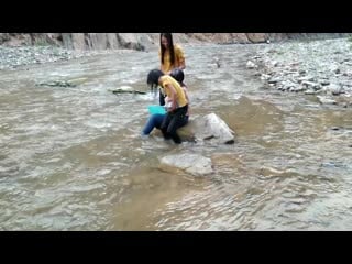 Wetlook hmong girl