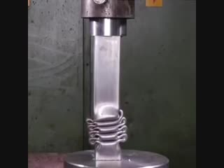 Steel pole vs hydraulic press