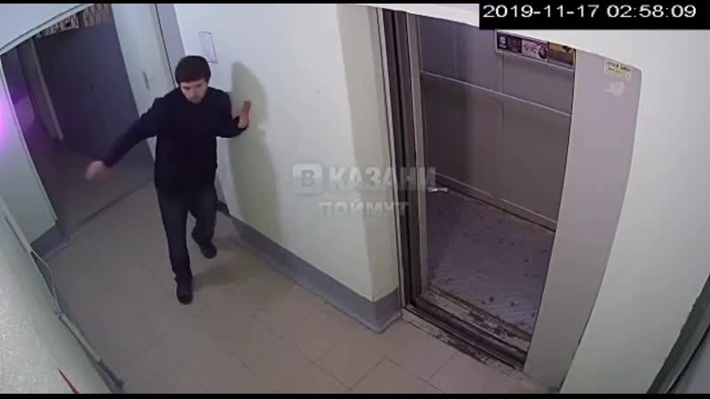 Замуровали демоны