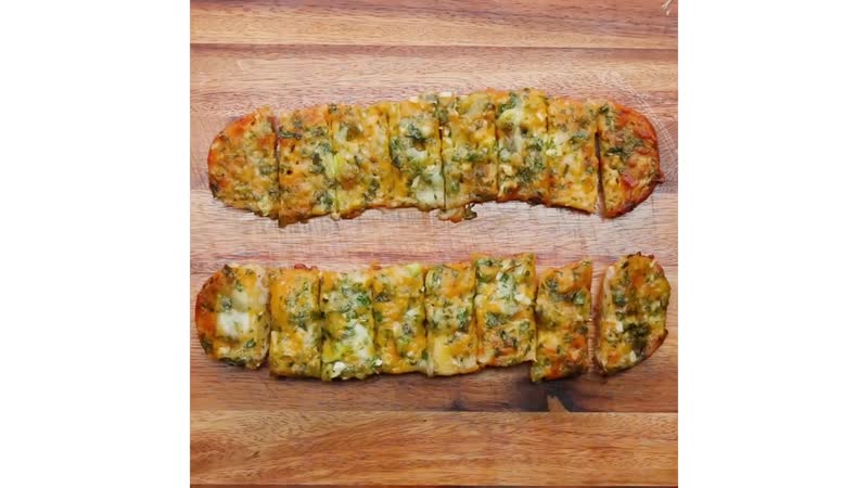 The best cheesy garlic bread ever