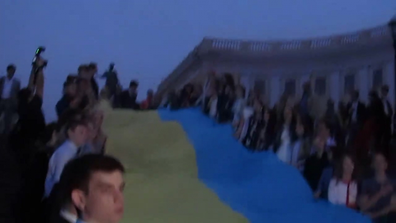 Випускний в одесі гімн біля дюка