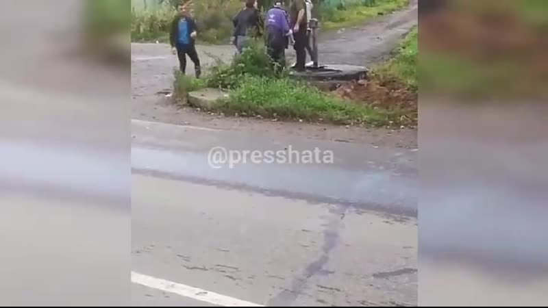 В хабаровске у водителя маршрутки и пассажира случился конфликт