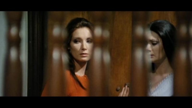 ◄perché quelle strane gocce di sangue sul corpo di jennifer?(1972)ирис в крови* карнимео