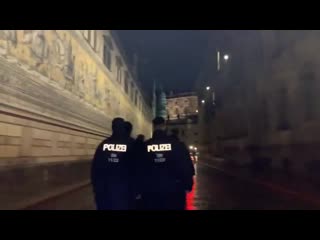 Dresden pegida live vom neumarkt an der frauenkirche 04 11 2019