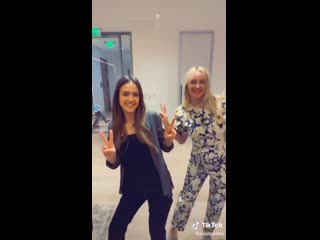 Yo mama(@jessicaalba) tiktok (2020)