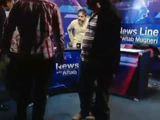 Is this naya pakistan ptis masroor ali siyal attacks president karachi press club imtiaz k