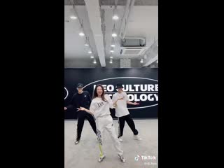 200731 hyoyeon djhyo tiktok update
